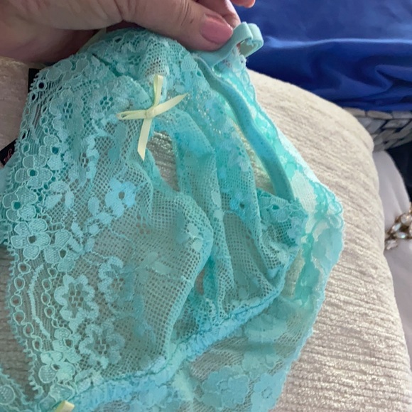 Lace Victoria’s Secret light seafoam green-blue bra with split cups: *bottom bra - Picture 5 of 7